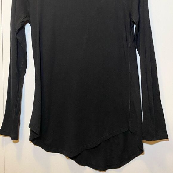 LULULEMON Lifted Balance Long-Sleeved Asymmetrical Hem Top Shirt Women’s Size 2 - Picture 3 of 5